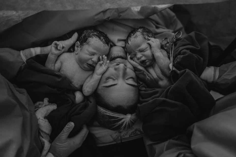 NASCIMENTO DE LORENZO E VITÓRIO